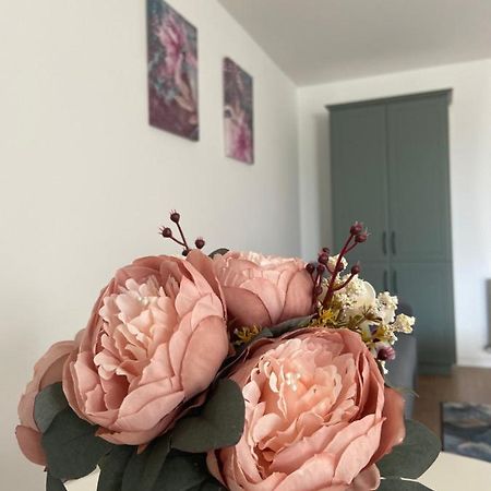 Focus Apartament Floreşti Eksteriør billede