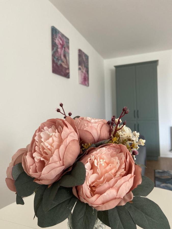 Focus Apartament Floreşti Eksteriør billede