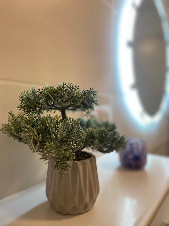 Focus Apartament Floreşti Eksteriør billede