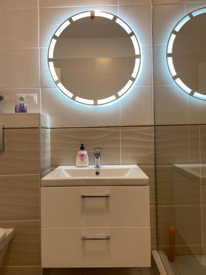Focus Apartament Floreşti Eksteriør billede